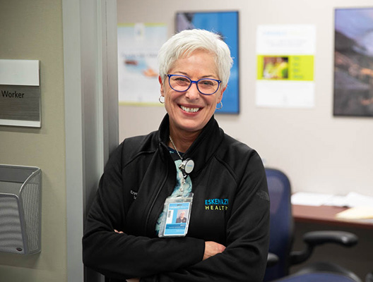 social-worker-finds-her-calling-assisting-burn-patients