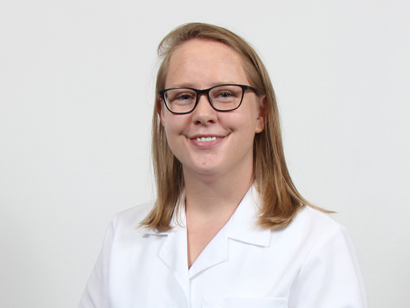 Dr. Kristin Bredhold